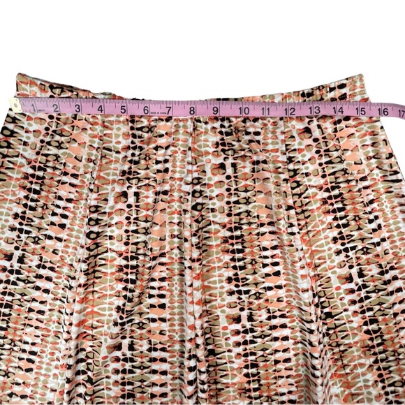 Plus size 14 peach/coral black white tan silky soft stretchy spotted midi skirt - Picture 5 of 7